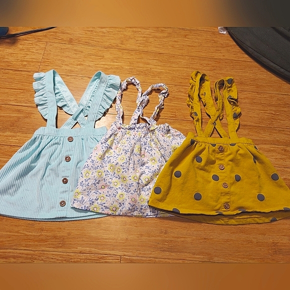 ⭐️3/$30- 2T jumpers, group of 3 - Picture 2 of 15